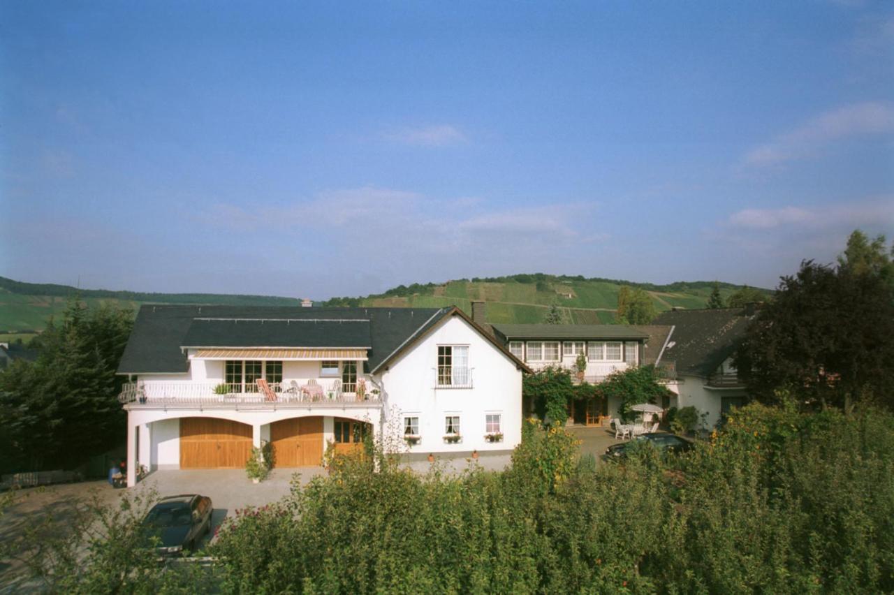 Weingut Fries Hotel Maring-Noviand Exterior photo